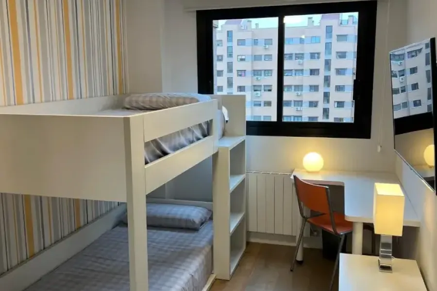 habitación de Caliza litera