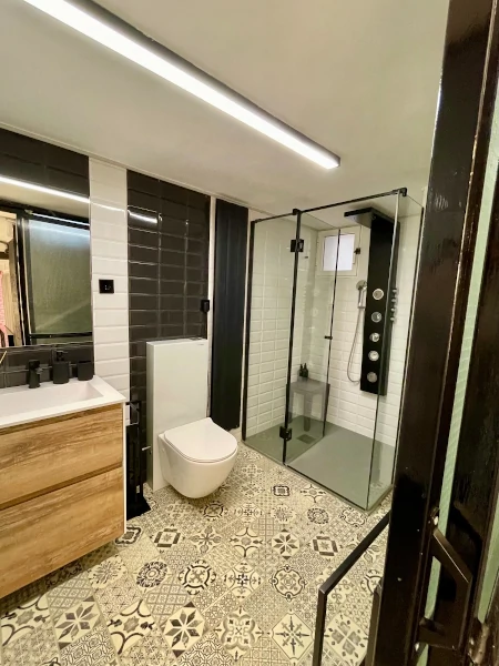 baño 4 de alquiler gran vía